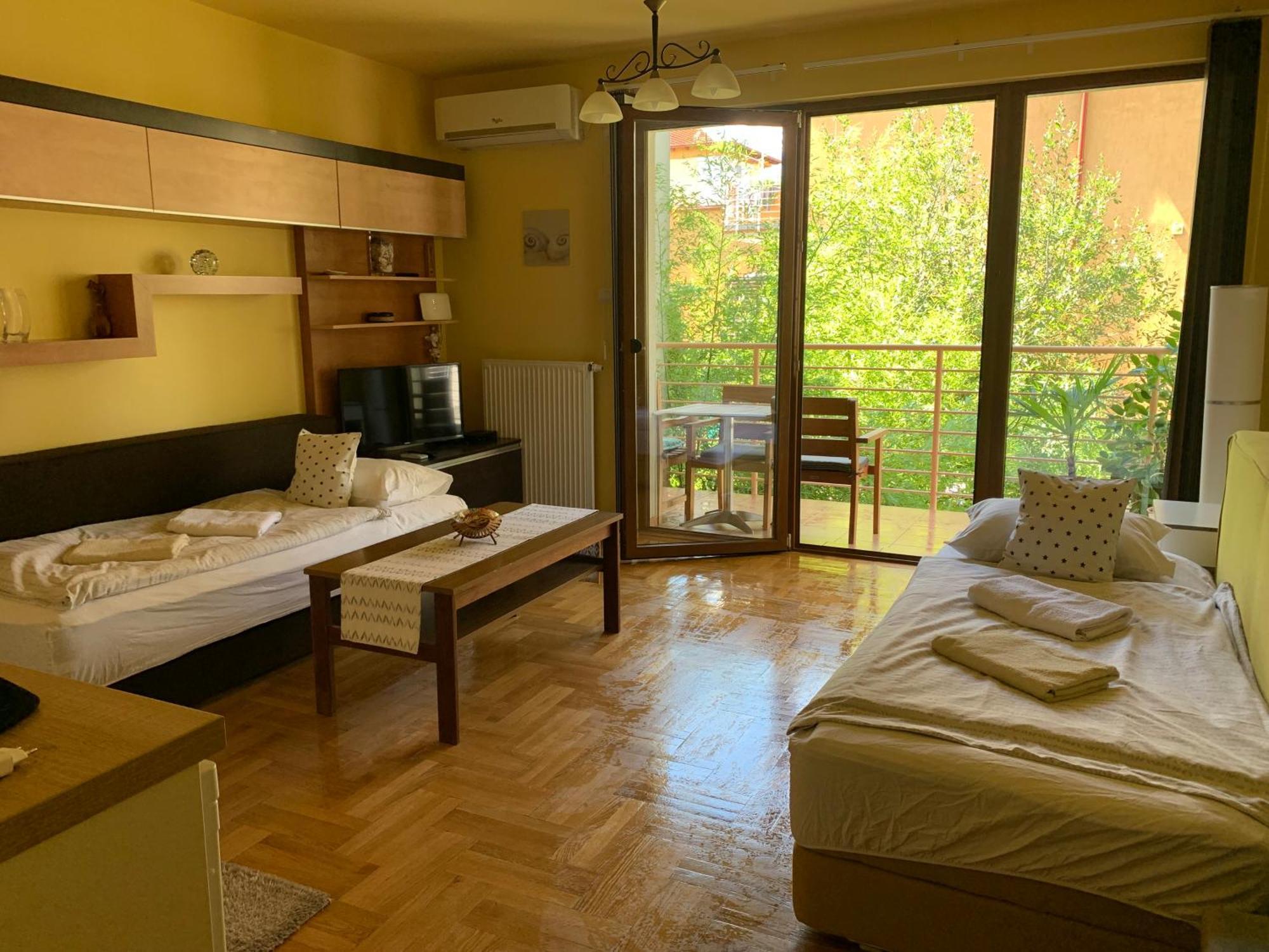 Mandarin Wellness Apartman ชิโอฟก ภายนอก รูปภาพ