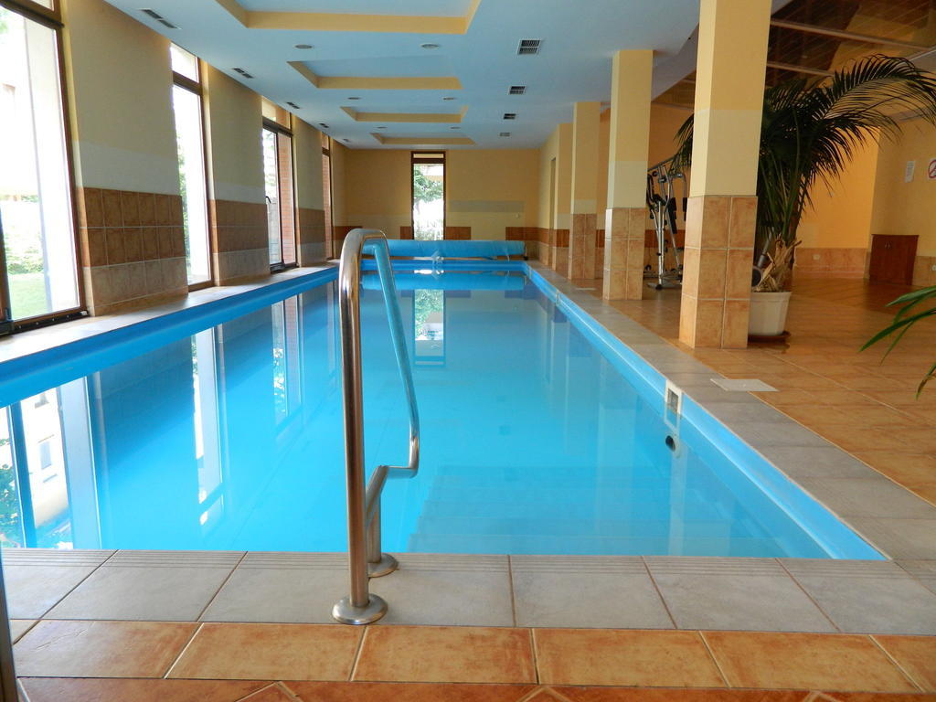 Mandarin Wellness Apartman ชิโอฟก ห้อง รูปภาพ